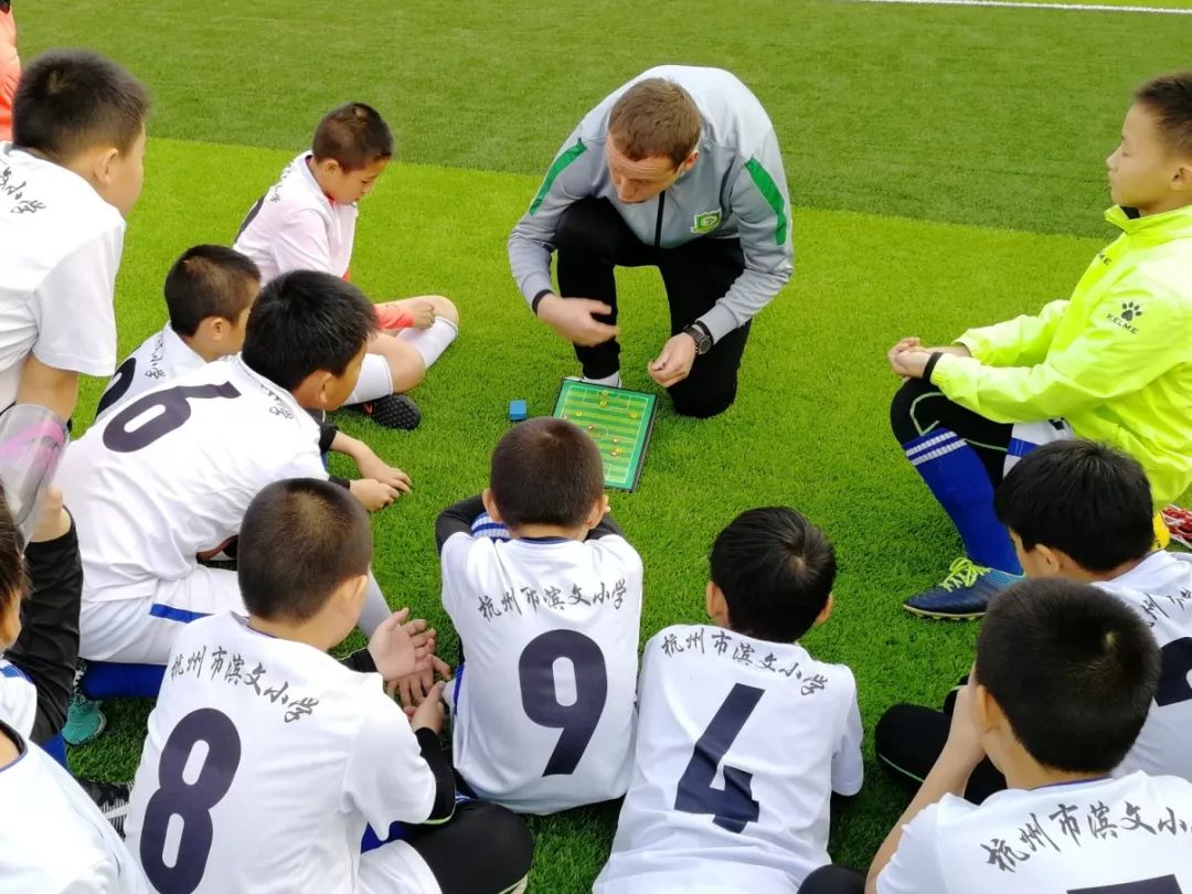 杭州国际化示范校_滨江国际化学校_杭州外教口语一对一培训班有哪些